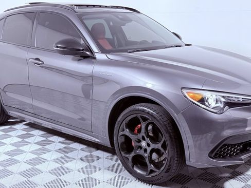 Used 2023 Alfa Romeo Stelvio Veloce AWD/4WD image 1