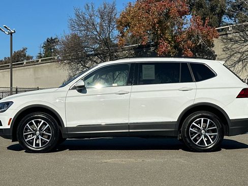 Used 2021 Volkswagen Tiguan SE image 7