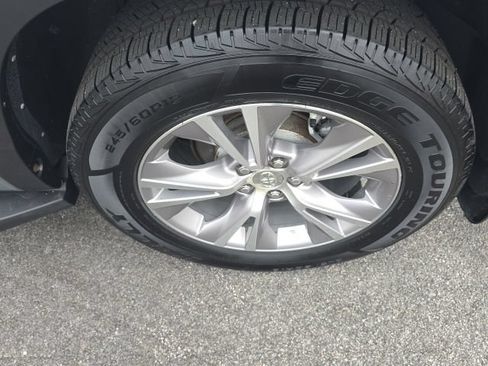 Used 2015 Toyota Highlander XLE AWD/4WD image 25