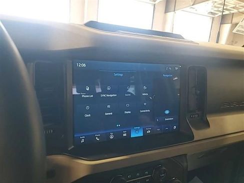 Used 2022 Ford Bronco Wildtrak AWD/4WD image 7