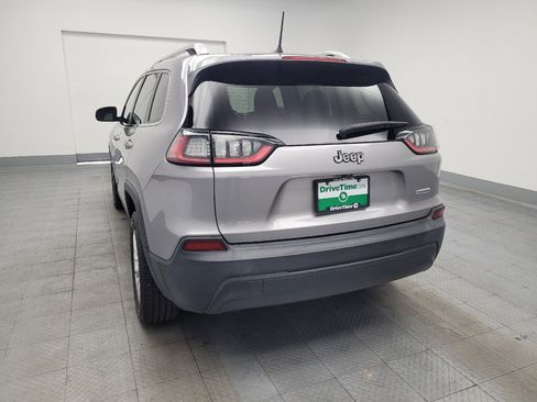 Used 2019 Jeep Cherokee Latitude w/ Popular Appearance Group FWD image 6