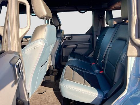 Used 2022 Ford Bronco Big Bend image 25