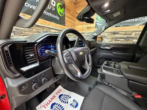 Used 2023 Chevrolet Silverado 1500 LT AWD/4WD image 10