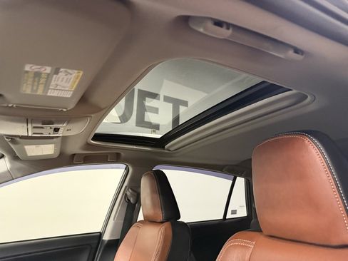 Used 2016 Toyota RAV4 XLE image 10