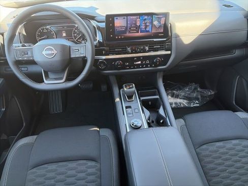 New 2026 Nissan Pathfinder SV AWD/4WD image 11