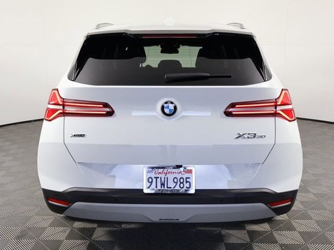 Used 2025 BMW X3 xDrive30i w/ Premium Package image 5