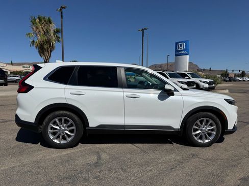 Used 2023 Honda CR-V EX-L image 4