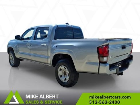 Used 2020 Toyota Tacoma SR AWD/4WD image 5