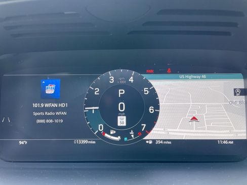 Certified 2025 Land Rover Discovery Dynamic SE AWD/4WD image 24