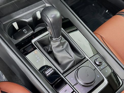 Used 2025 MAZDA CX-50 Meridian Edition w/ Weather Package image 20