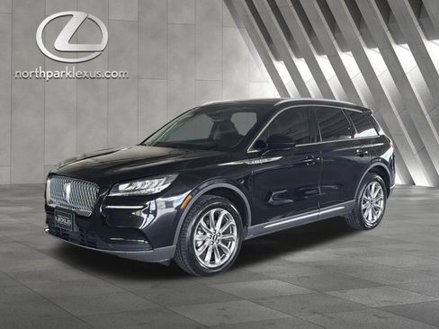 Used 2022 Lincoln Corsair FWD w/ Premium Package image 3