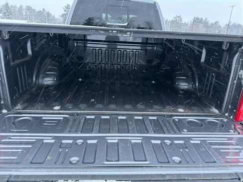 Used 2023 Ford F250 XLT w/ Black Appearance Package image 6