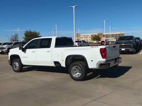New 2026 Chevrolet Silverado 3500 LT w/ Safety Package AWD/4WD image 2