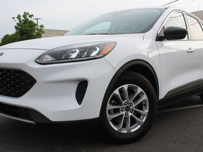 Used 2022 Ford Escape SE