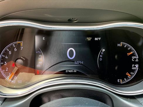 Used 2020 Jeep Grand Cherokee Summit AWD/4WD image 12