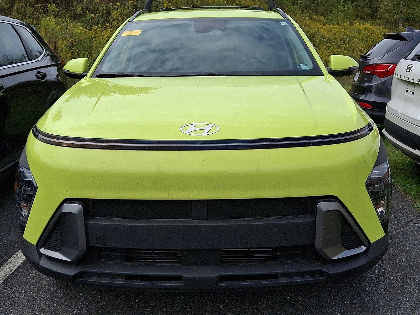Certified 2024 Hyundai Kona SEL AWD/4WD image 2