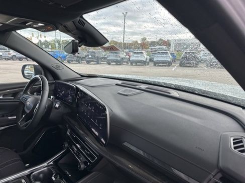 New 2026 Chevrolet Traverse High Country w/ LPO, Floor Liner Package image 34