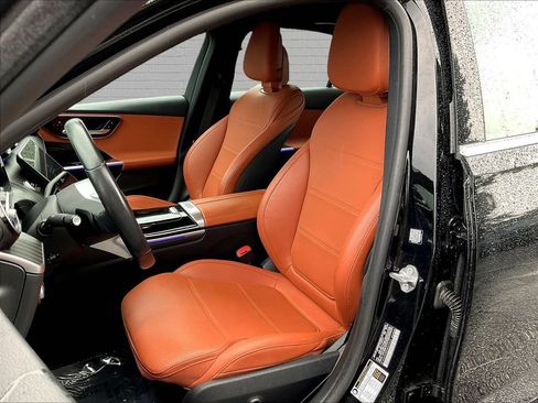 Used 2022 Mercedes-Benz C 300 Sedan w/ Exclusive Trim Package image 16