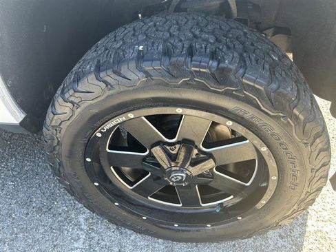 Used 2016 Chevrolet Silverado 1500 Custom w/ Rally 1 Edition AWD/4WD image 9