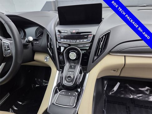 Used 2021 Acura RDX w/ Technology Package image 19