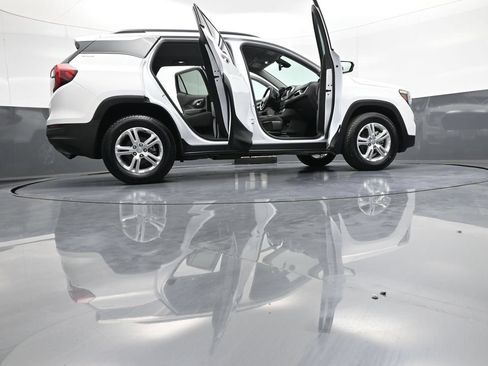 Used 2022 GMC Terrain SLE w/ Driver Convenience Package AWD/4WD image 48