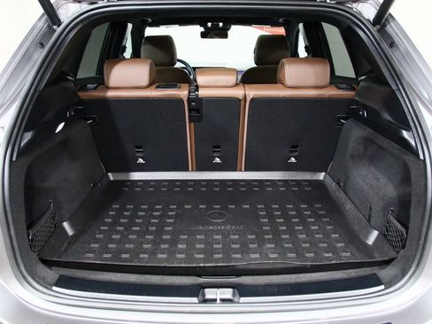 Used 2025 Mercedes-Benz GLA 250 4MATIC image 27