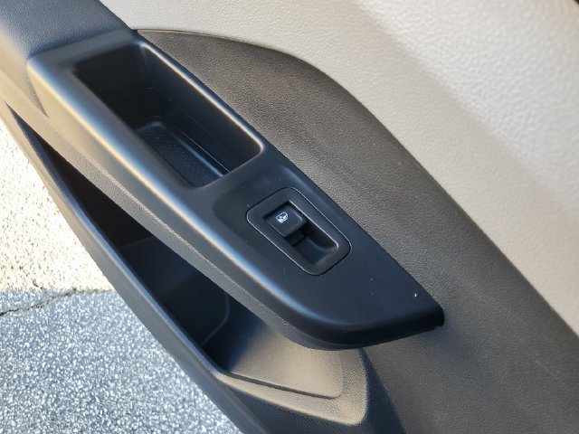 Certified 2023 Volkswagen Taos SE w/ Panoramic Sunroof Package FWD image 20