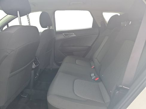 Used 2026 Kia Sportage LX FWD image 24