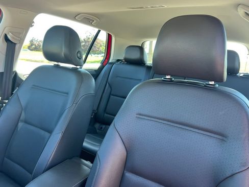 Used 2015 Volkswagen Golf SE w/ Lighting Package FWD image 13
