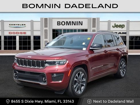 Used 2024 Jeep Grand Cherokee Overland w/ Luxury Tech Group IV AWD/4WD image 1