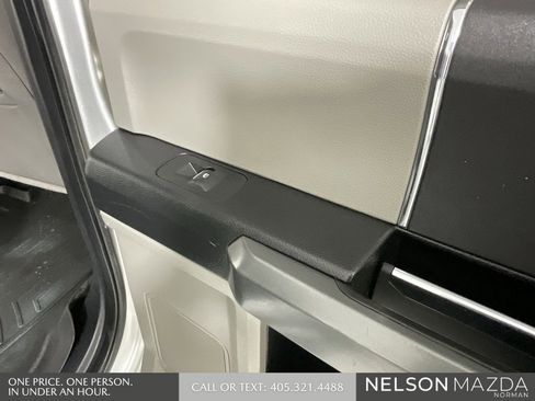 Used 2017 Ford F250 XLT w/ FX4 Off-Road Package image 23