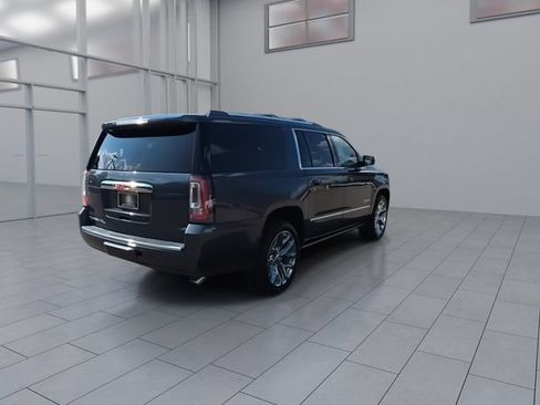 Used 2020 GMC Yukon XL Denali w/ Denali Ultimate Package AWD/4WD image 8