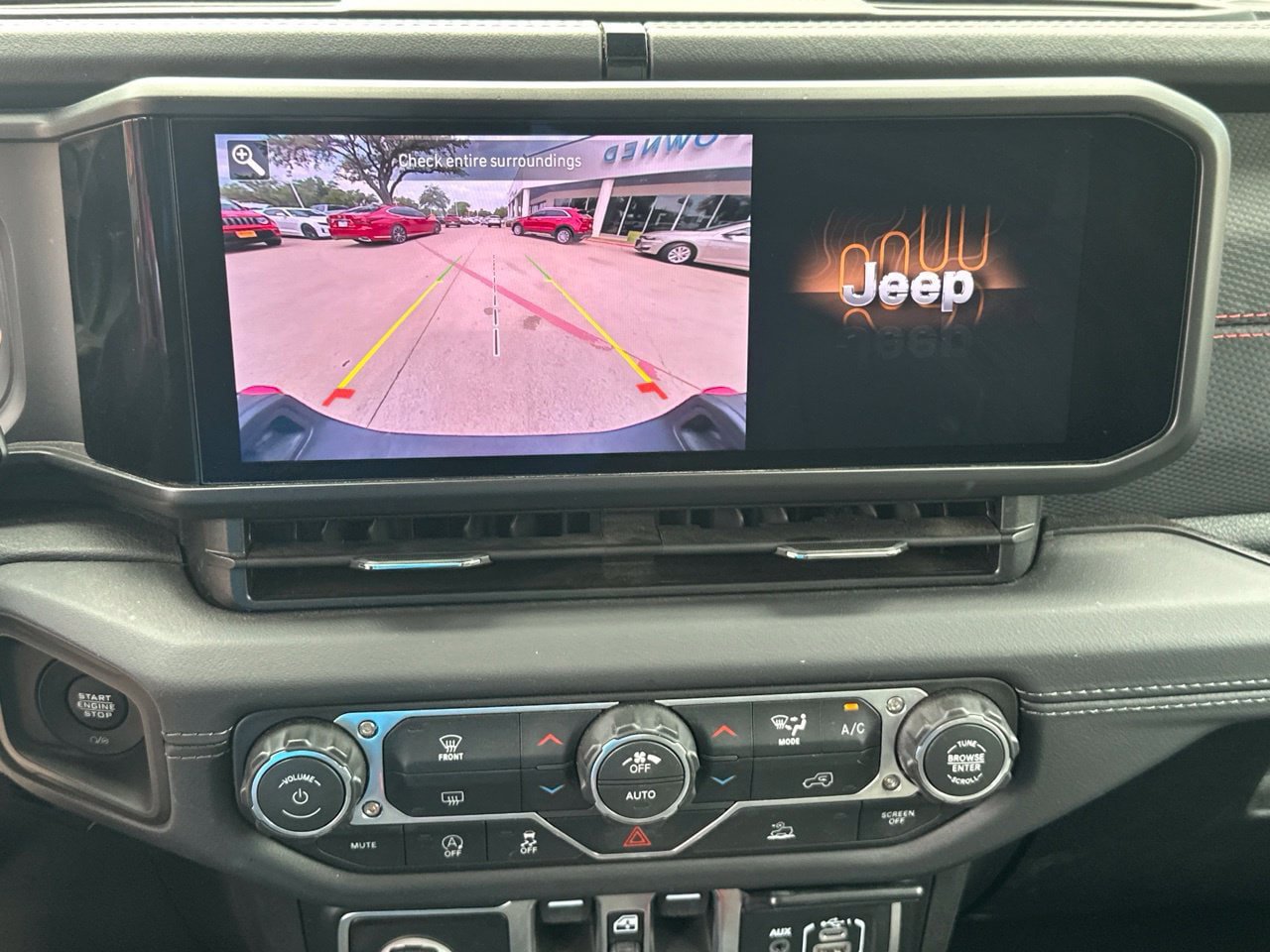 Used 2026 Jeep Gladiator Rubicon AWD/4WD image 20