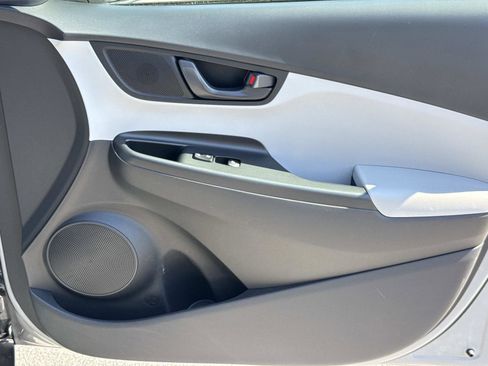 Certified 2023 Hyundai Kona SEL AWD/4WD image 19