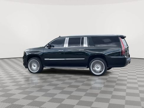 Used 2016 Cadillac Escalade ESV Luxury AWD/4WD image 6