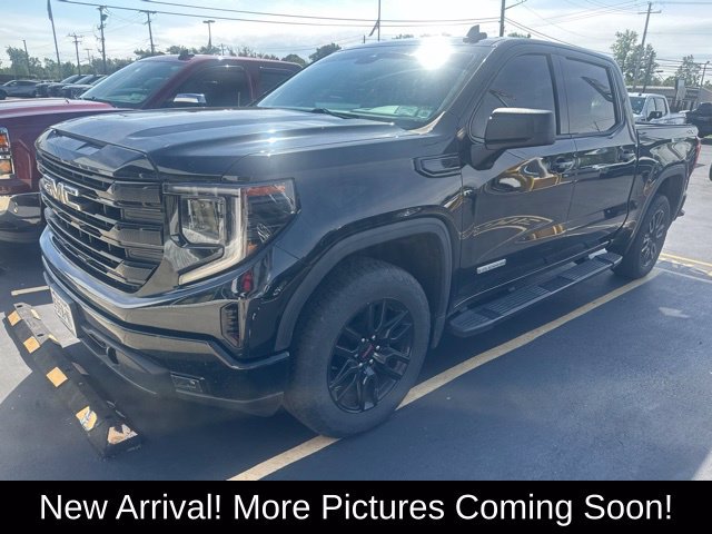 Certified 2022 GMC Sierra 1500 Elevation w/ LPO, Elevation Black Package AWD/4WD image 1