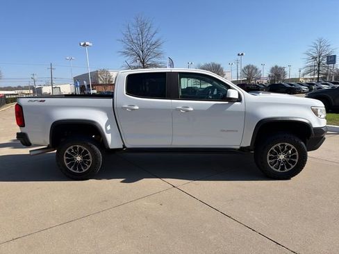Used 2019 Chevrolet Colorado ZR2 image 6