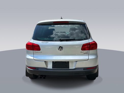 Used 2013 Volkswagen Tiguan S AWD/4WD image 6