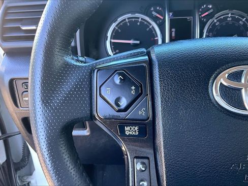 Certified 2021 Toyota 4Runner TRD Off-Road AWD/4WD image 21