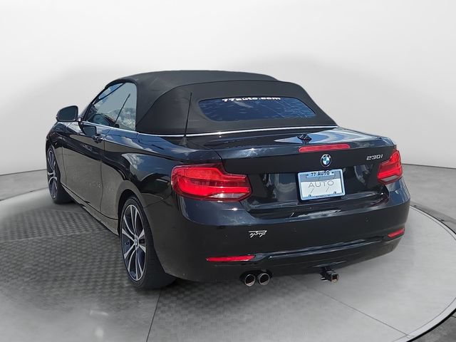 Used 2018 BMW 230i Convertible RWD image 3
