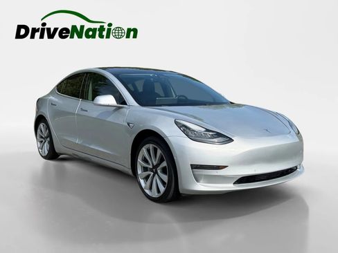 Used 2018 Tesla Model 3 Long Range RWD image 7
