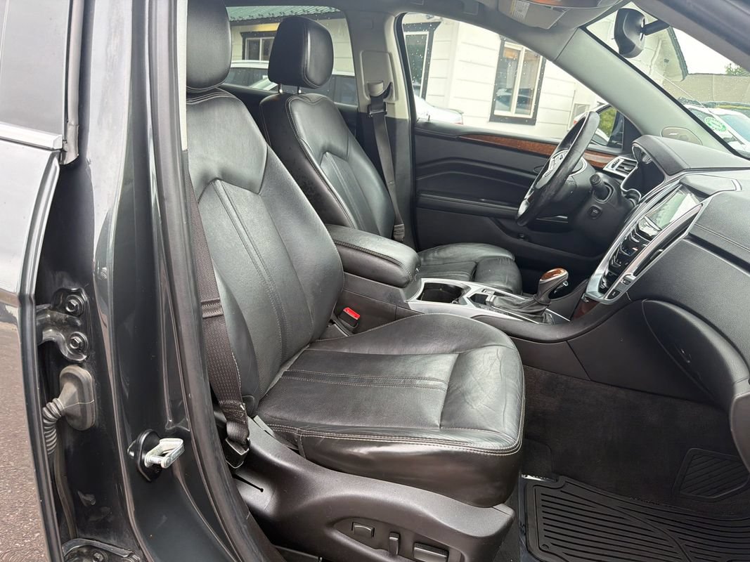 Used 2016 Cadillac SRX Performance w/ Driver Awareness Package AWD/4WD image 17