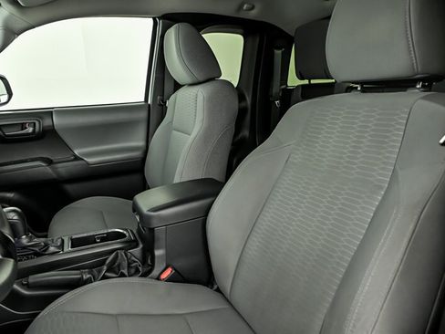 Used 2019 Toyota Tacoma SR w/ SX Package RWD image 15