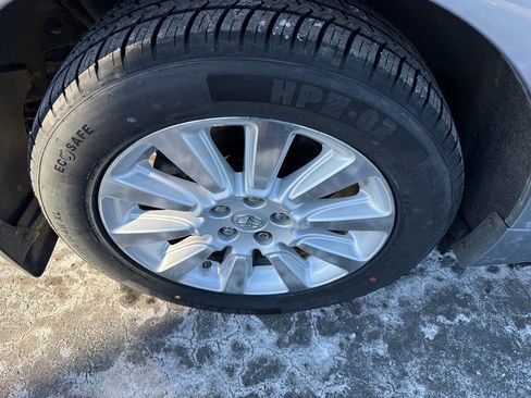 Used 2015 Toyota Sienna XLE Premium image 44