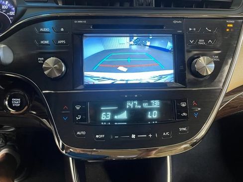 Used 2015 Toyota Avalon XLE Touring FWD image 28