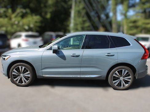 Used 2022 Volvo XC60 B5 Inscription w/ Advanced Package FWD image 5