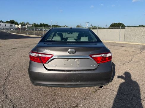 Used 2016 Toyota Camry XLE w/ Protection Package (Q2) FWD image 6