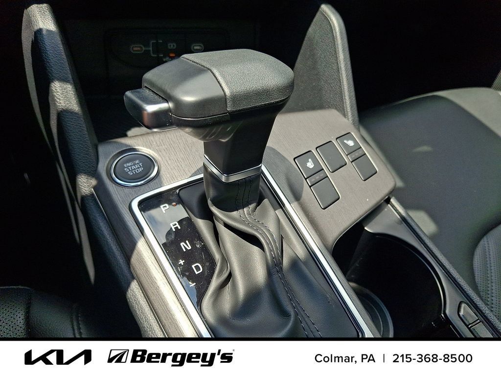 Certified 2026 Kia Sportage X-Line w/ X-Line Technology Package AWD/4WD image 18