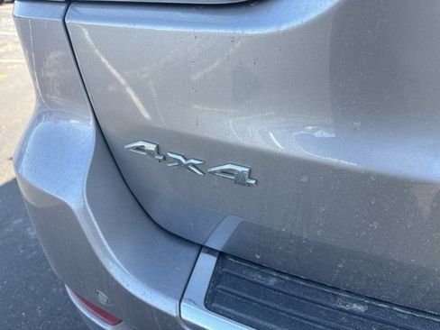 Used 2018 Jeep Grand Cherokee Limited image 6