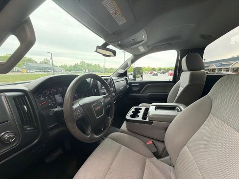 Used 2015 GMC Sierra 3500 4x4 Regular Cab w/ Sierra Convenience Package image 9